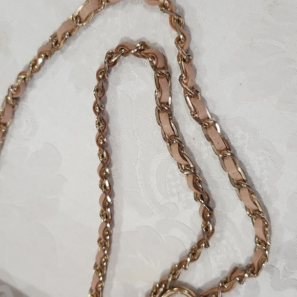 Bebe Hannah Camera Crossbody Beige EUC - Picture 5 of 11